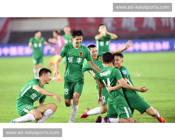 刺探云海：贵州恒丰与天津队的宿命对决，一场山海间的足球史诗